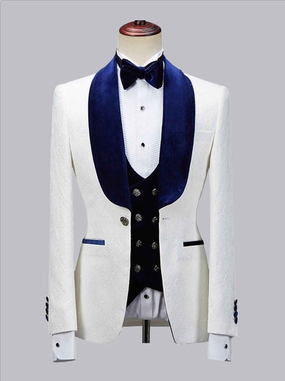 Comfort Stretch Men's 3 Pieces Slim Fit Shawl Lapel Suit For Weddings